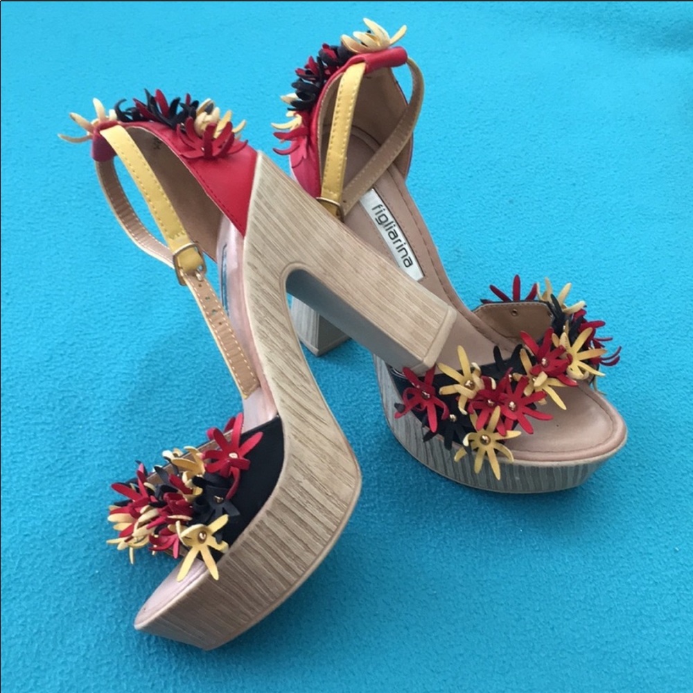 Retro Heels- Like New
